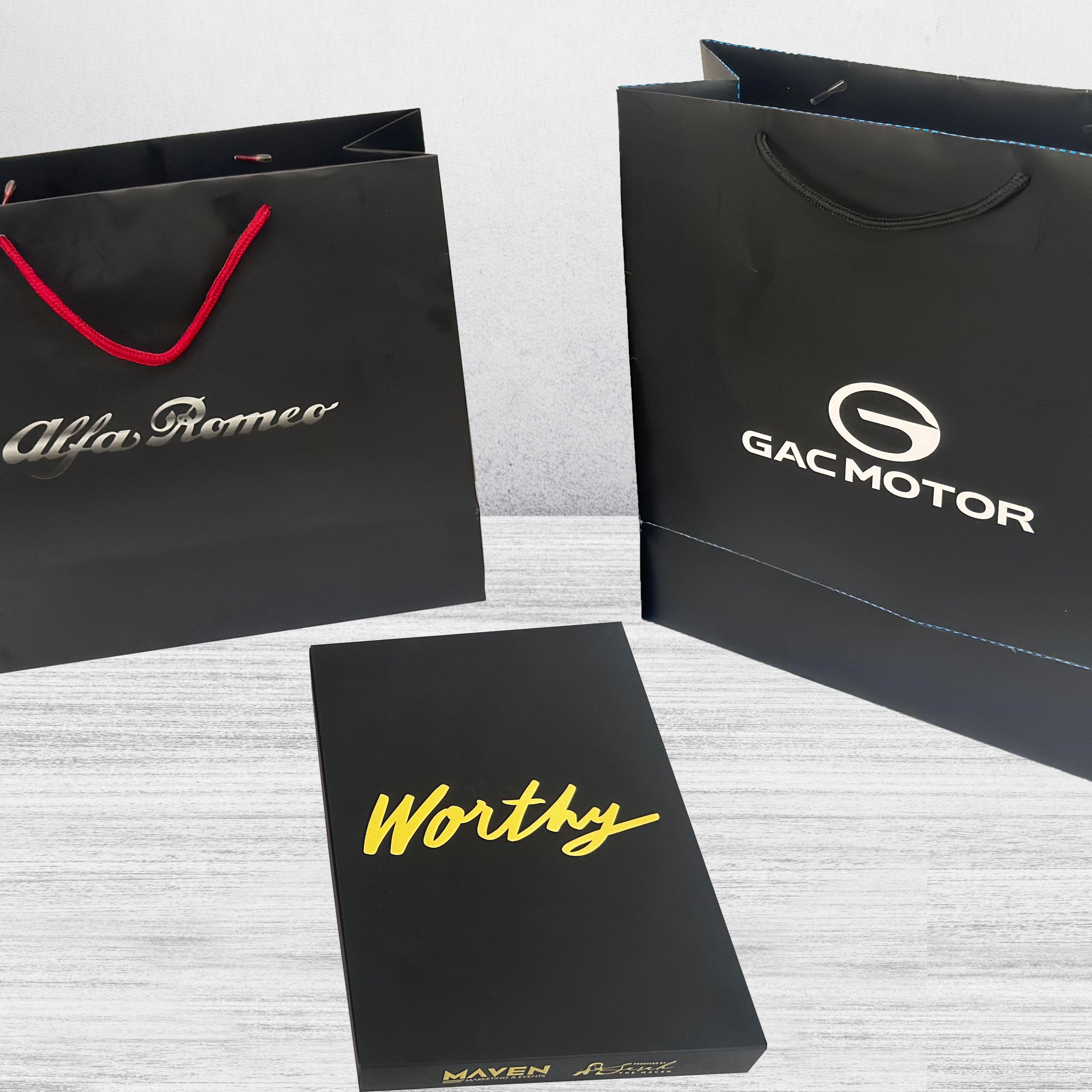 Custom Bags & Boxes